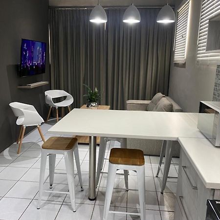 Adventure Apartment - Colchester - 5Km From Elephant Park Kültér fotó