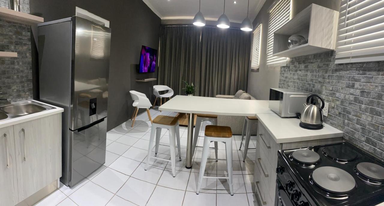 Adventure Apartment - Colchester - 5Km From Elephant Park Kültér fotó