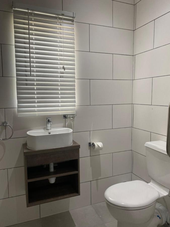 Adventure Apartment - Colchester - 5Km From Elephant Park Kültér fotó